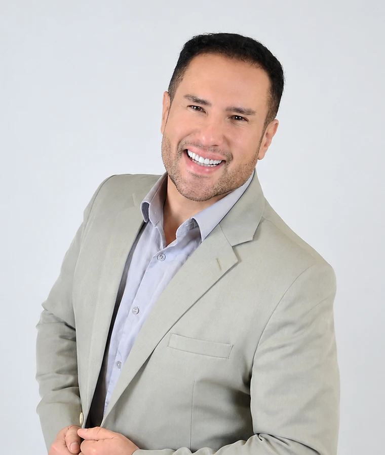 Dr. Alexandre Trindade